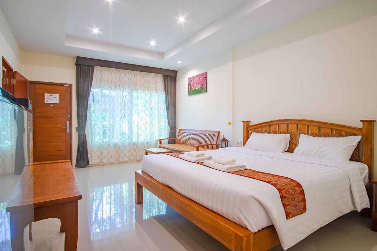 Prayai Changthai Resort Phuket Exterior photo